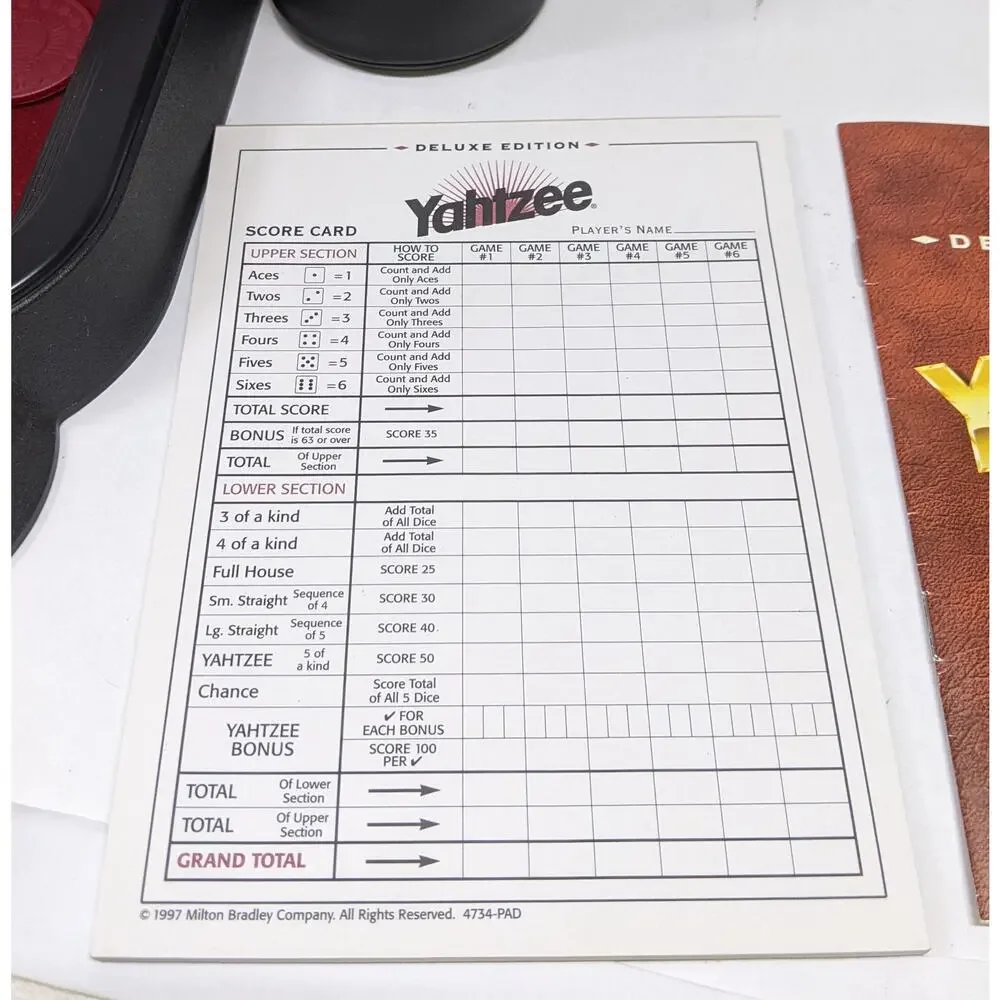 Yahtzee - Deluxe Edition 1997 - 100% Complete and Gently Played - Picture 5 of 10